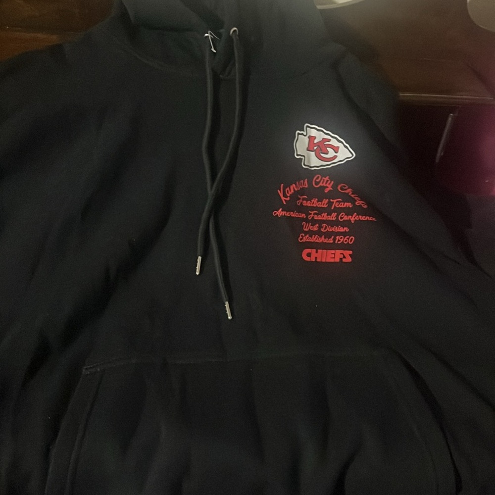 Kansas City Chiefs Black Hoodie NFL BNWT